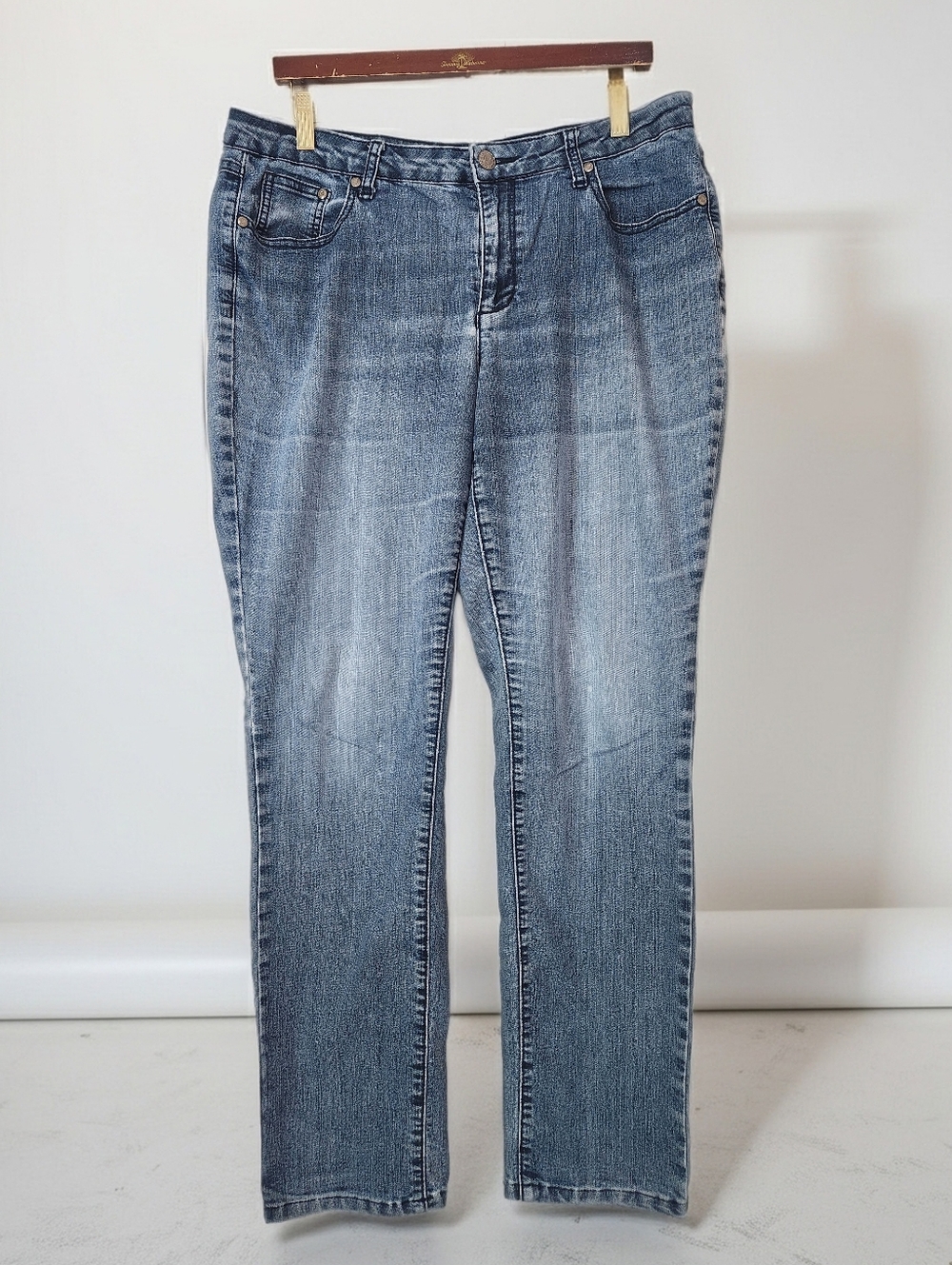Cato Lightly Whiskered Casual Everyday Jeans Size 14